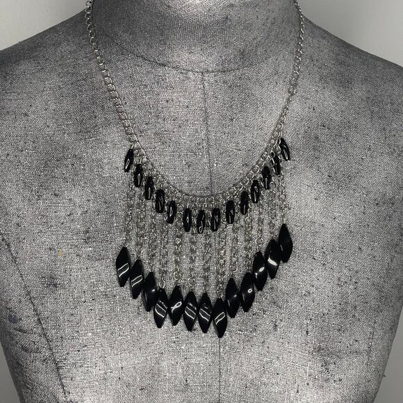 Necklace collar costume jewelry silver tone and black faux jewels chain link - Picture 3 of 9